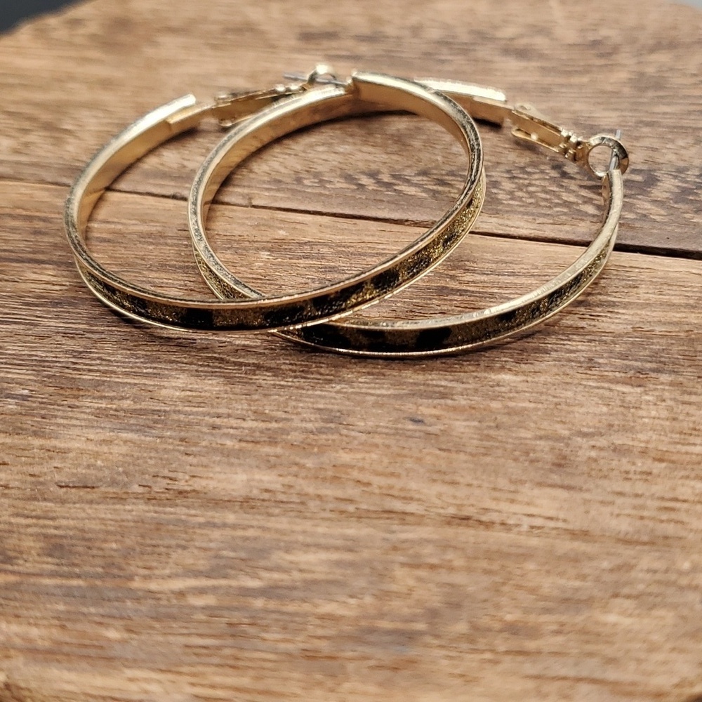 E2171 cheetah print glamor hoop‎ earrings